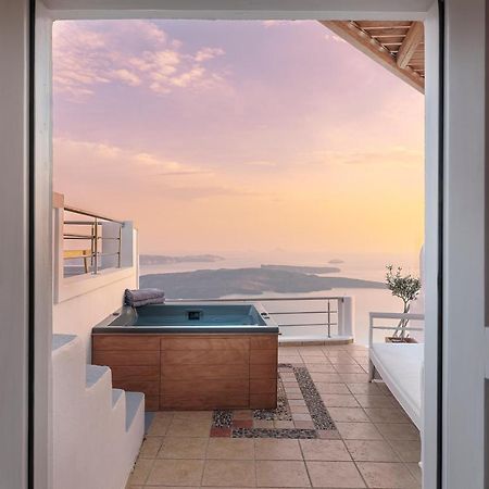 Calderas Hug & Panoramic Sea View - 3 Lux Suites Imerovigli  Zewnętrze zdjęcie