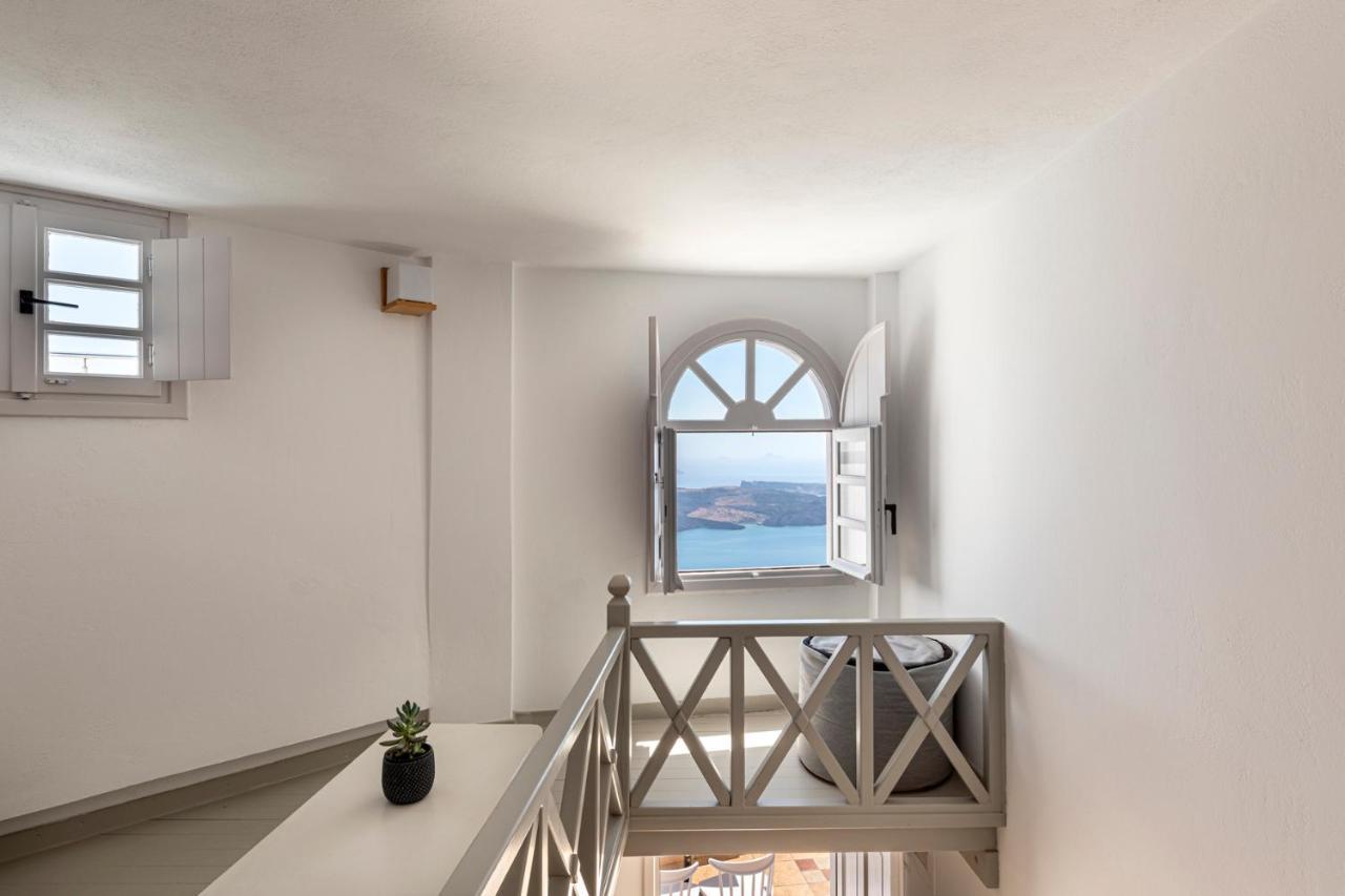 Calderas Hug & Panoramic Sea View - 3 Lux Suites Imerovigli  Zewnętrze zdjęcie