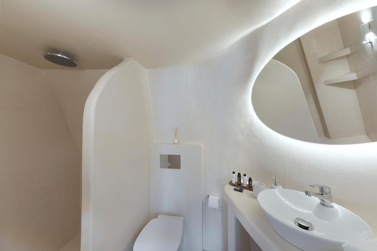 Calderas Hug & Panoramic Sea View - 3 Lux Suites Imerovigli  Zewnętrze zdjęcie
