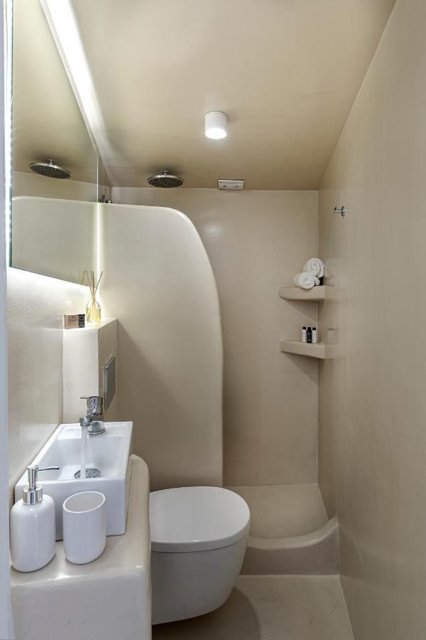 Calderas Hug & Panoramic Sea View - 3 Lux Suites Imerovigli  Zewnętrze zdjęcie